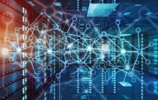 Et billede af et datacenter med mange forbindelser og MariaDB-konfigurationer.